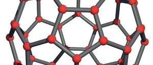 Rund. Modell eines Fullerens, das aus 60 Kohlenstoffatomen besteht – und einem Fußball verblüffend ähnlich sieht.Foto: p-a
