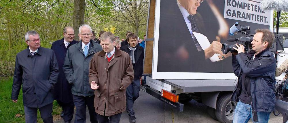 Der arbeitende "Arbeiterführer": Jürgen Rüttgers will mit Kompetenz überzeugen.