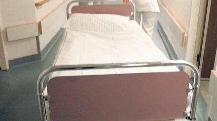 Angst vor leeren Betten. Die Kliniken, im Bild die Charité in Berlin, fürchten um ihre Auslastung, wenn künftig verstärkt ambulant operiert wird.