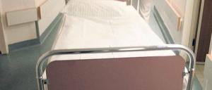 Angst vor leeren Betten. Die Kliniken, im Bild die Charité in Berlin, fürchten um ihre Auslastung, wenn künftig verstärkt ambulant operiert wird.