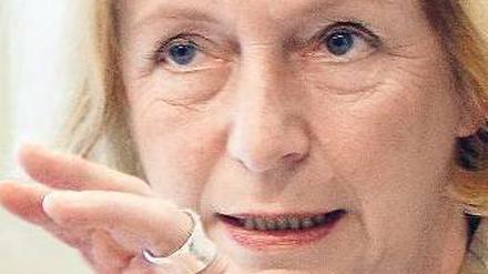 Von Ost nach West. Johanna Wanka wechselt als Wissenschaftsministerin nach Niedersachsen und ist damit die erste Ostdeutsche in einem westdeutschen Flächenland. 
