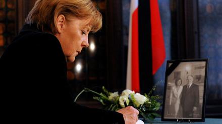 merkel_kondoliert_dpa