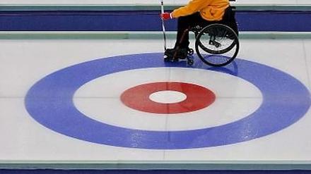 Paralympics Turin 2006 - Rollstuhlfahrer beim Curling
