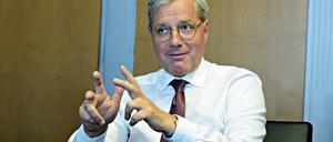  Dr. Norbert Röttgen MdB
Deutscher Bundestag im Paul-Löbe-Haus
an der Paul-Löbe-Allee
Platz der Republik 1 in Berlin Mitte, 11011 Berlin.
Foto: Doris Spiekermann-KLaas 