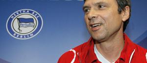 Interimscoach Heine leitet Hertha-Training