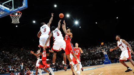 FRANCE-USA-BASKET-NBA-NEW-JERSEY-MIAMI