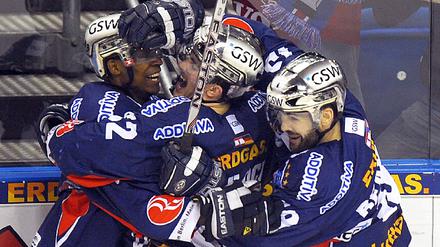DEL-Finale Eisbären Berlin - DEG Metro Stars