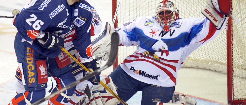Eishockey EHC Eisbären Berlin - Adler Mannheim