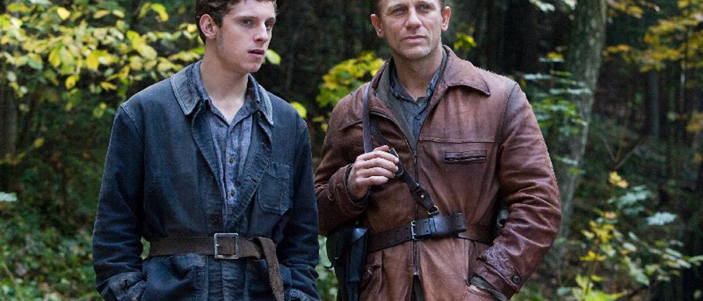Jamie Bell, Daniel Craig