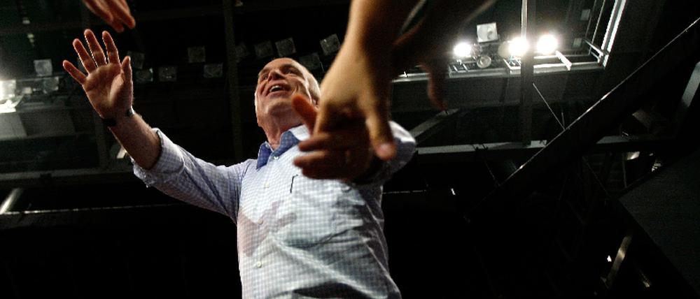 McCain Campaigns On Final Week Before Presidential Election