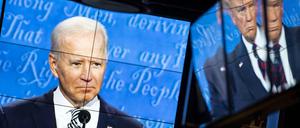 Die Kontrahenten auf zwei Bildschirmen: Joe Biden und Donald Trump
