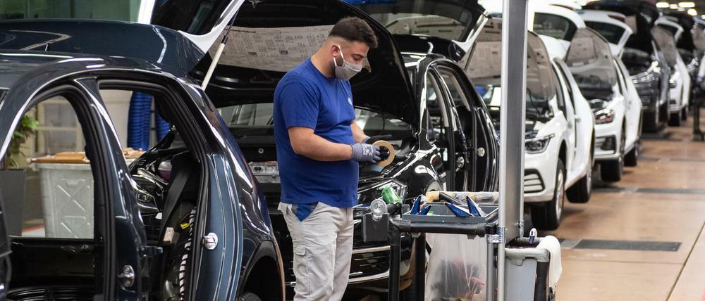 In Wolfsburg hat VW die Produktion wieder aufgenommen.