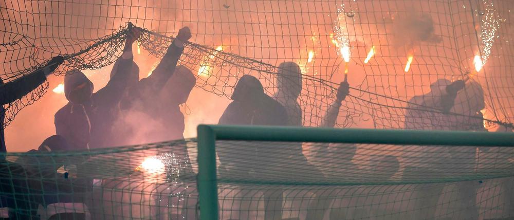 Pyro-Show beim Derby Union gegen Hertha.