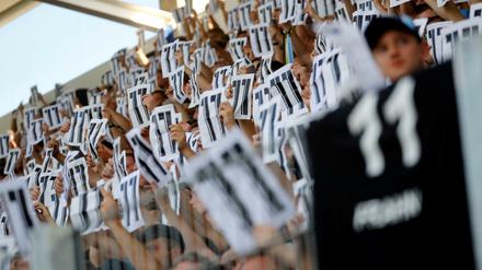 Im DFB-Pokal zeigten die Fans ihre Unterstützung für Daniel Frahn.