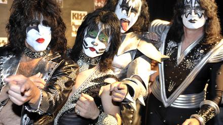 KISS