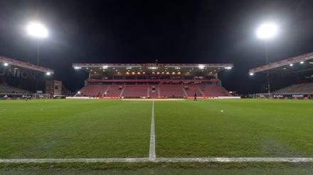 Unions Stadion an der Alten Försterei im Jetzt-Zustand.