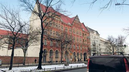 Mut zum Lückenschluss. Schon ab Mitte der 20er Jahre des vergangenen Jahrhunderts gab es Neubauplanungen für einen Lückenschlusses in der Hauptstraße und Belziger Straße. 