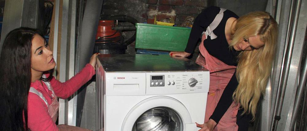 Die Schrottladys im "Werbe-Check" der ARD