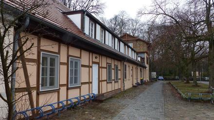 Erhaltende, historische Gebäude des einstigen Gutshofes Düppel