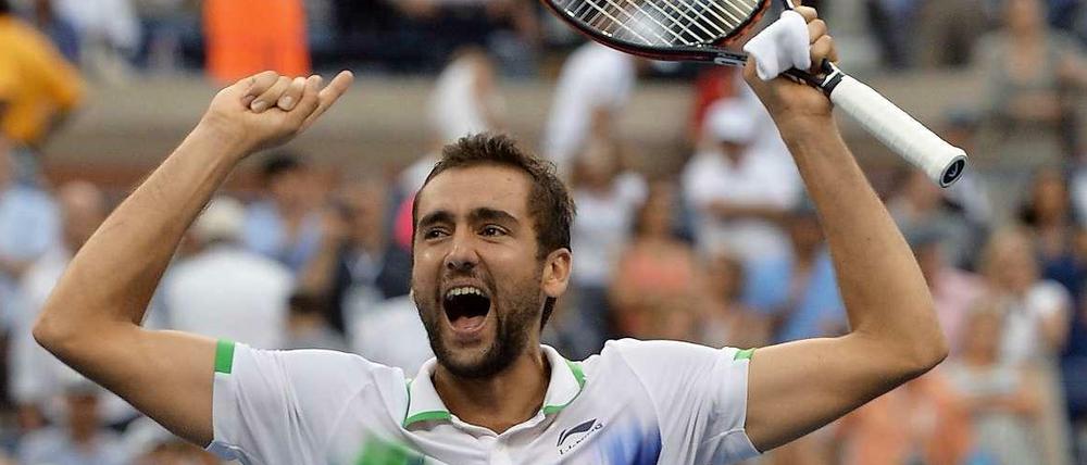 Überraschend klar gewann der Kroate Marin Cilic in drei Sätzen gegen Roger Federer.