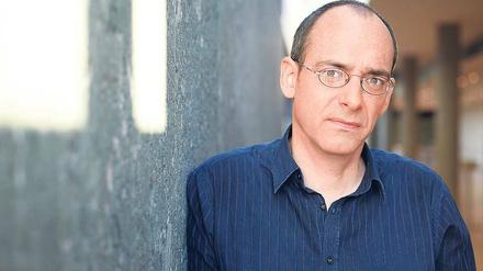 Der Berliner Schriftsteller Rainer Merkel, 53. 