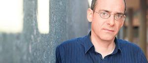 Der Berliner Schriftsteller Rainer Merkel, 53. 