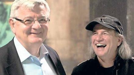 Dokumentarfilmer Pepe Danquart (rechts) kann die Routine von Medienprofi Joschka Fischer nicht durchbrechen. Foto: SWR