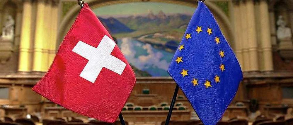 Die Schweiz fordert die EU mit ihrer neuen Zuwanderungsregelung heraus.