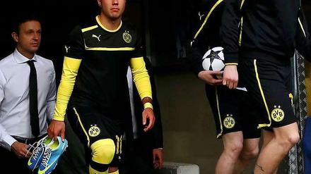 Verhaltener Blick: Mario Götze (2. v. l.)