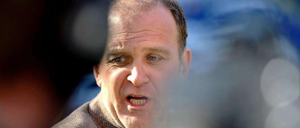 Die Zeit ist abgelaufen. Jörg Schmadtke verlässt Hannover 96 auf eigenen Wunsch hin. Der Manager ist freigestellt worden, der Vertrag wird zum 30. Juni aufgelöst. 