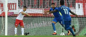 Gewohntes Bild. Salzburg schiebt Frust, der Gegner jubelt. In diesem Falle Dinamo Zagreb.