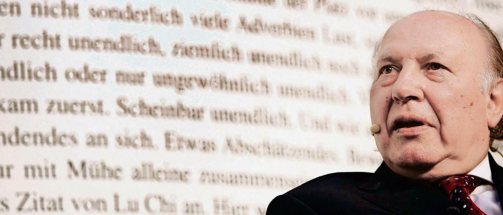 Im Exil der Sprache. Imre Kertész 2007 bei einer Basler Lesung aus seinem "Dossier K.".