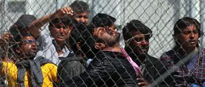 Die Pakistaner im Lager Moria und in einem Camp auf Samos protestieren seit drei Tagen gegen ihre Internierung.