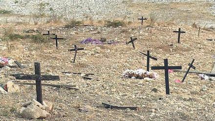 Nachdem die Erde wankte. Ein Friedhof mit Opfern des Bebens, das am 12. Januar 2010 um 21.53 Uhr Haiti für immer veränderte.