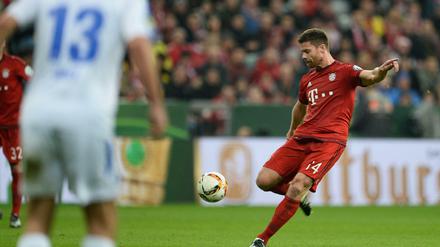 Xabi Alonso von München erzielt das 1:0.