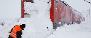 Hat jemand eine Schneeschippe dabei? Ganz so schlimm wie hier in Mecklenburg kommt es aber selten.