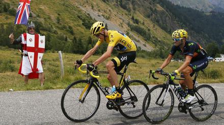 Schaufahren, auch für den Sponsor. Tourgewinner Chris Froome (in Gelb) bei der diesjährigen Tour de France.