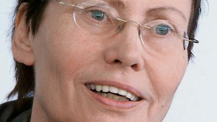 Ingeborg Junge-Reyer war einst Senatorin und soll nun in der akuten Notsituation die Verwaltung unterstützen. 