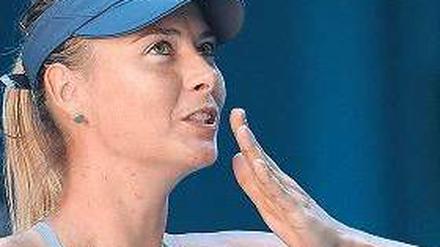 Küsschen für alle. Maria Scharapowa feiert Siege mit einstudierten Gesten. Foto: AFP