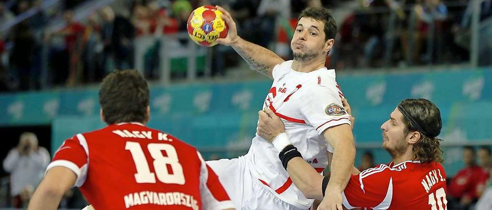 Der Bulle von Nantes. Alberto Entrerrios verdient inzwischen in Frankreich sein Geld, bei der WM verbreitet er aber in Spaniens Trikot Angst und Schrecken. 