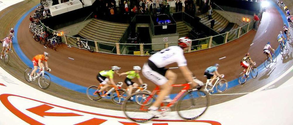 Da kommt was ins Rollen. In diesem Jahr wollen die Veranstalter wieder mehr Zuschauer ins Velodrom locken.
