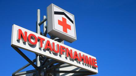 "Insbesondere die Zahl der kommunalen Krankenhäuser hat sich in den letzten zehn Jahren drastisch von 796 im Jahr 2003 auf 596 im Jahr 2013 reduziert."