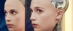 Ich ist eine andere. Das Retortengeschöpf Ava (Alicia Vikander) stellt sich sehr menschliche Fragen. 