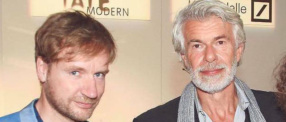 Tim Renner und Chris Dercon (rechts) im September 2014 bei einer Vernissage in Berlin.