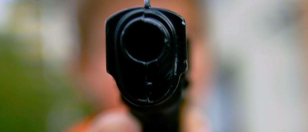 In Reinickendorf schoss ein 25-Jähriger am Sonntagabend auf eine 40 Jahre alten Mann.