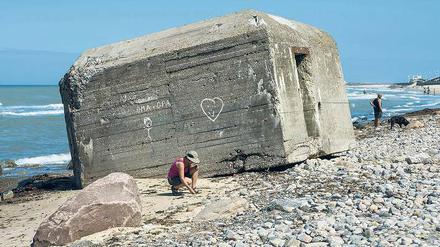 Buddeln am Bunker birgt seine Gefahren. Jetzt räumen die Dänen auf. Auch zum Schutz der Touristen.