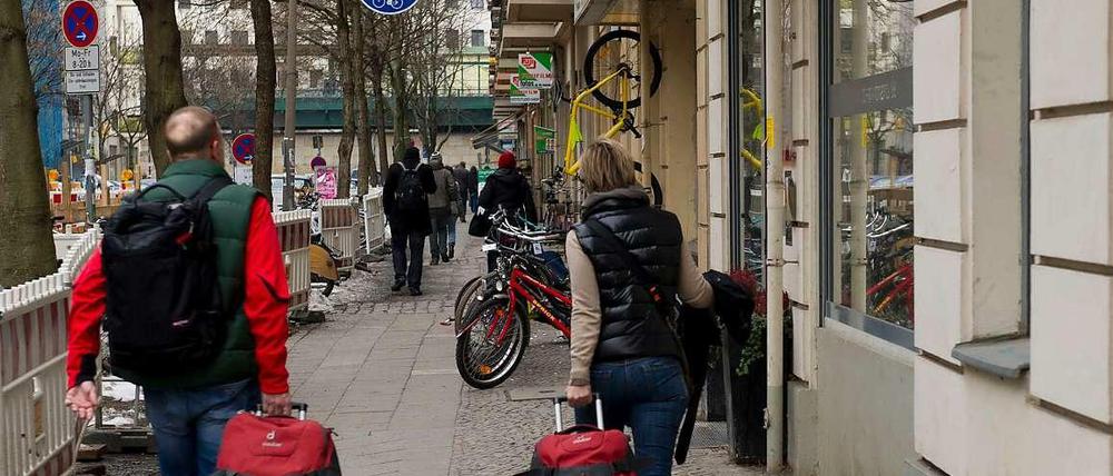Rund ein Jahr vor Auslaufen der Sondergenehmigung zur Vermietung von Ferienwohnungen hat der erste Anbieter sich vom Markt zurückgezogen.