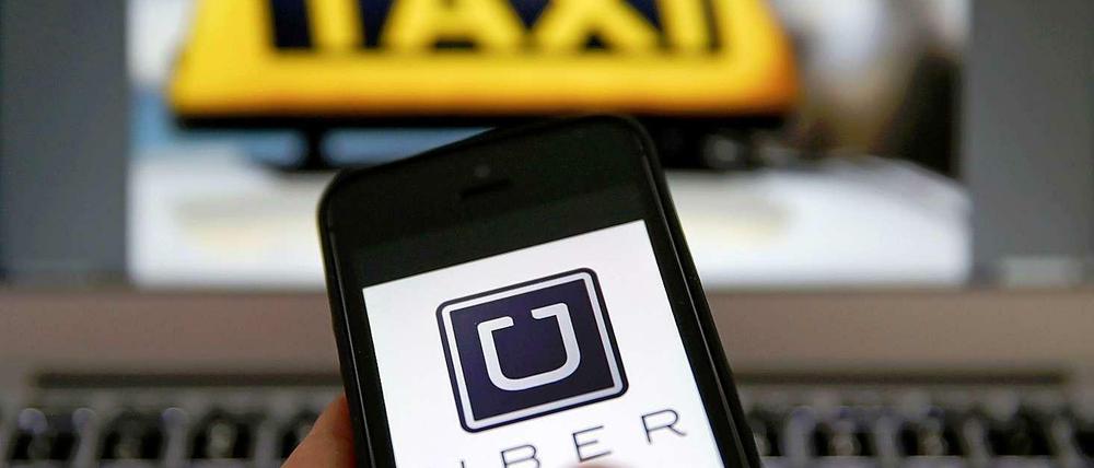 Rechts ran bitte. Ein Gericht hat den Fahrdienst Uber gestoppt.