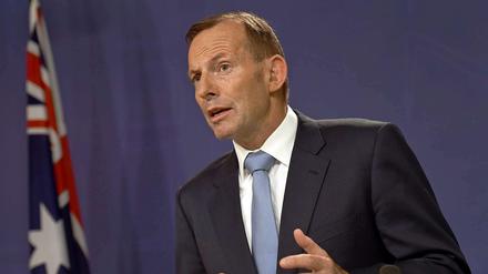 Smart und trinkfest? Australiens Premierminister Tony Abbott hat mit seinem Auftritt in einem Pub eine kuriose Debatte im Internet ausgelöst.