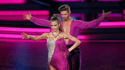 Cathy Fischer und Profitänzer Marius Iepure tanzten in der RTL-Show "Let's Dance".